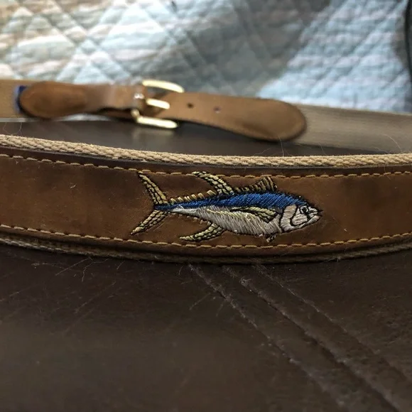 Men’s Fish Belt measurement is 45”inches laid flat n measured - Picture 13 of 13